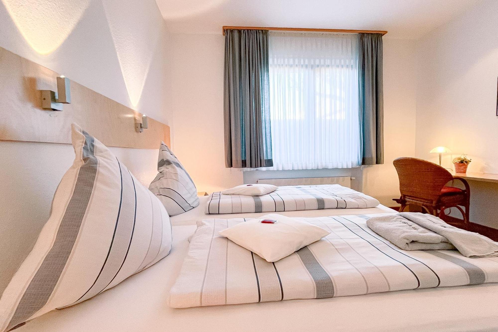 Alte Drogerie Hotel Garni Anholt Exterior photo